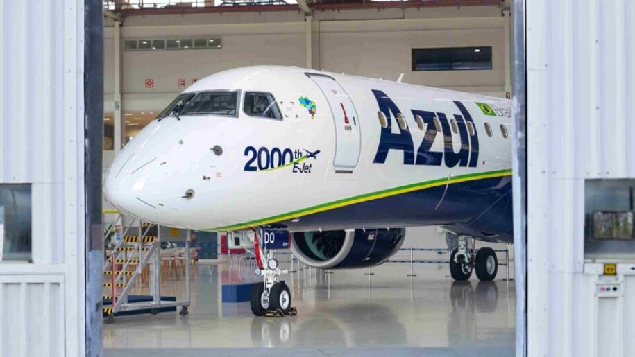 Embraer entrega 2.000º E-Jet e desafia Boeing e Airbus em novo mercado