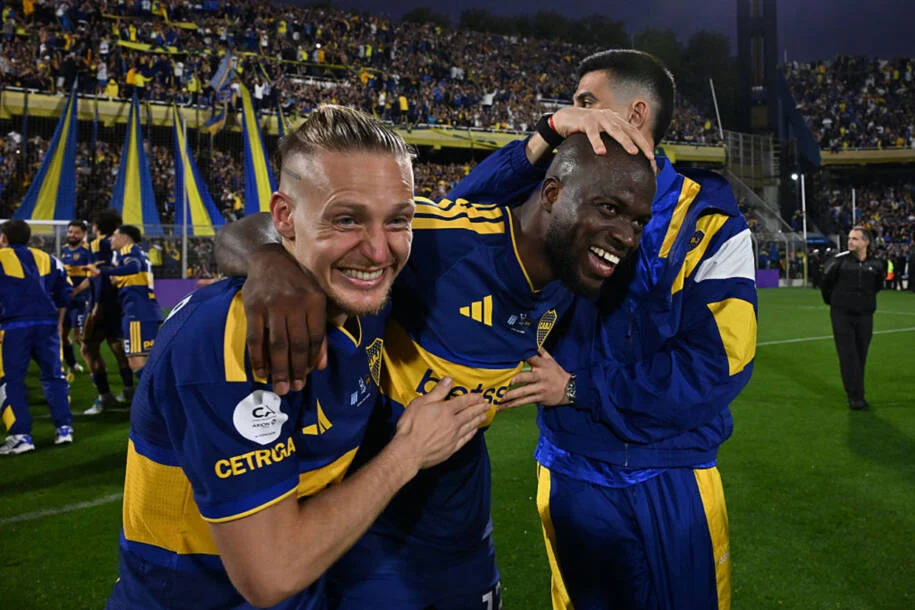 Enner Valencia brilha no Boca Juniors e vira jogo contra Racing em 23 minutos