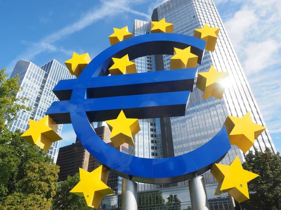 Eurostat revela crescimento da zona do euro e da UE, mas EUA lideram no ano