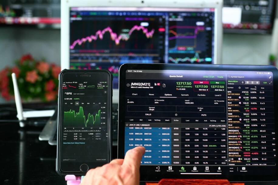 Federal Reserve pressiona mercados: Dow Jones e S&P 500 caem após dados de emprego