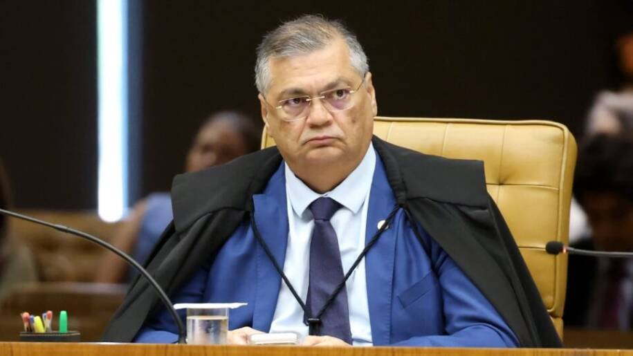 Flávio Dino impõe código de rastreio e revela R$ 8,42 milhões em irregularidades