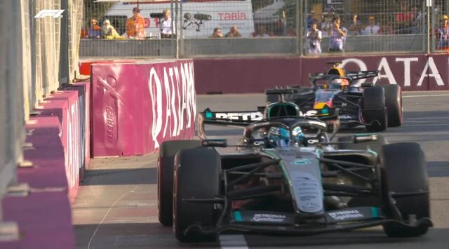 George Russell vence GP do Azerbaijão e Max Verstappen fica a 0.1s da vitória