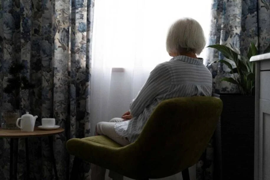 Geriatras alertam: 36 milhões no Brasil enfrentam depressão disfarçada na velhice