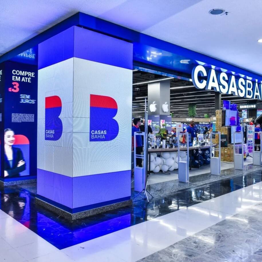 Grupo Casas Bahia realiza leilão de TVs e caixas de som em recuperação judicial