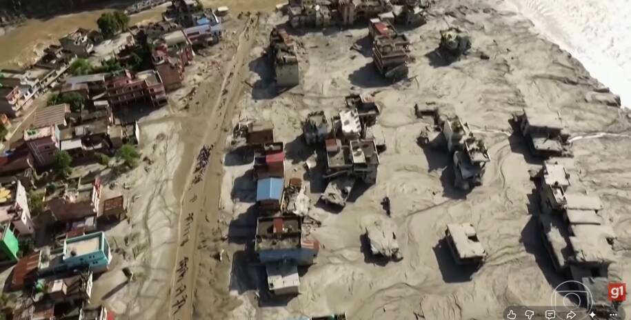 Grupo de engenheiros guia resgate no Nepal após tragédia com mais de 1.200 mortos