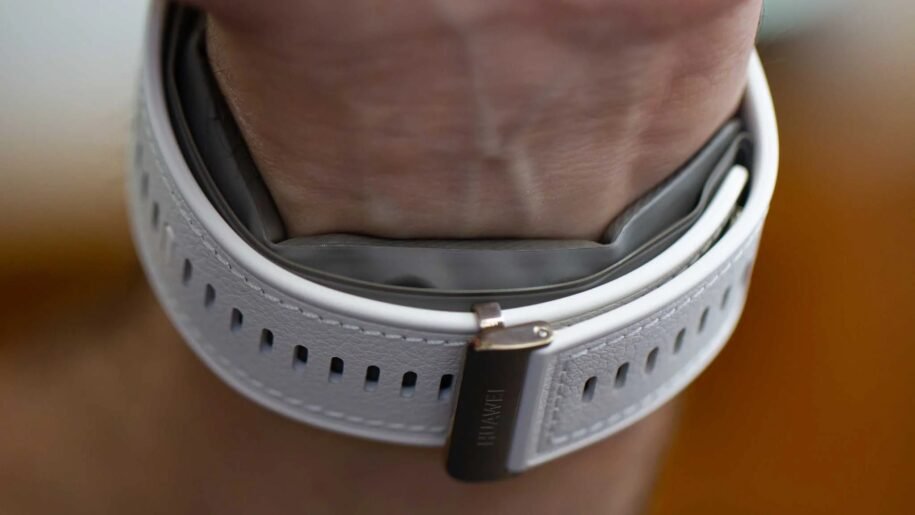 Huawei busca aprovação da Anvisa para o Watch D3 que mede pressão arterial
