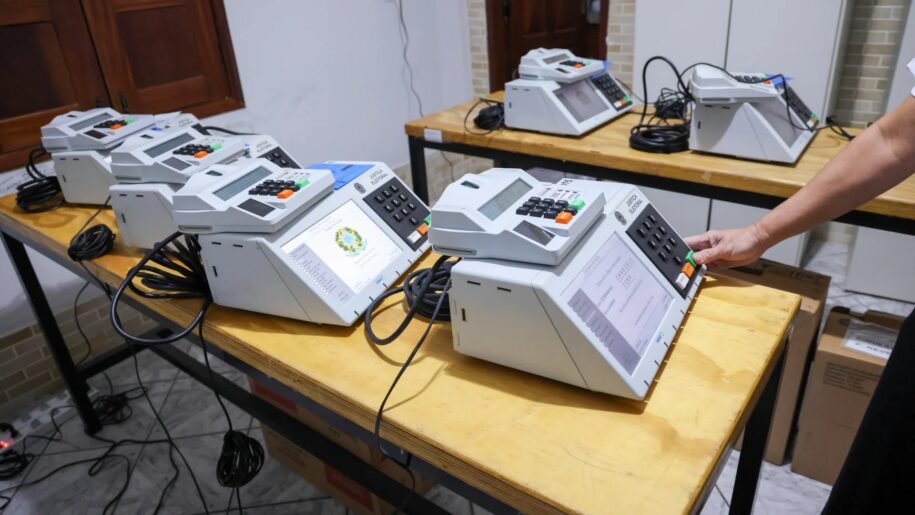 Instituto Internacional revela: 34 países usam votação eletrônica, mas como é no Brasil?