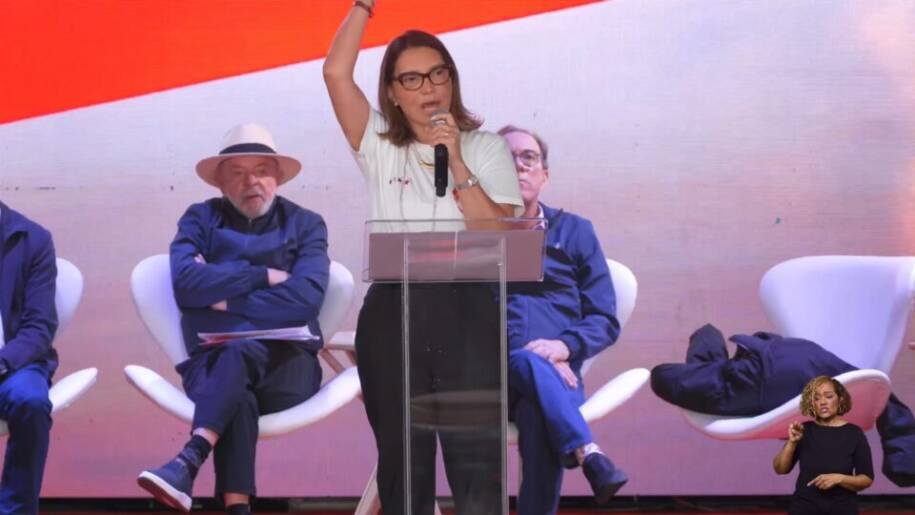 Janja critica bolsonarismo e apela a eleitores em Santa Catarina antes da eleição