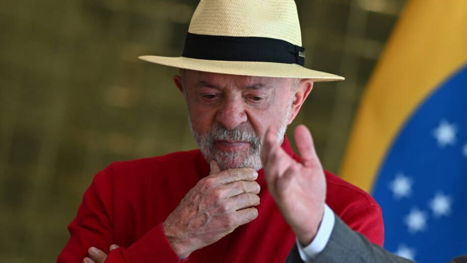 Lula provoca agro a se ajoelhar e setor responde com críticas contundentes