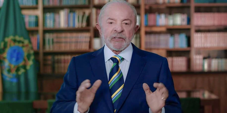 Lula reafirma soberania do Brasil e critica interferências externas em discurso