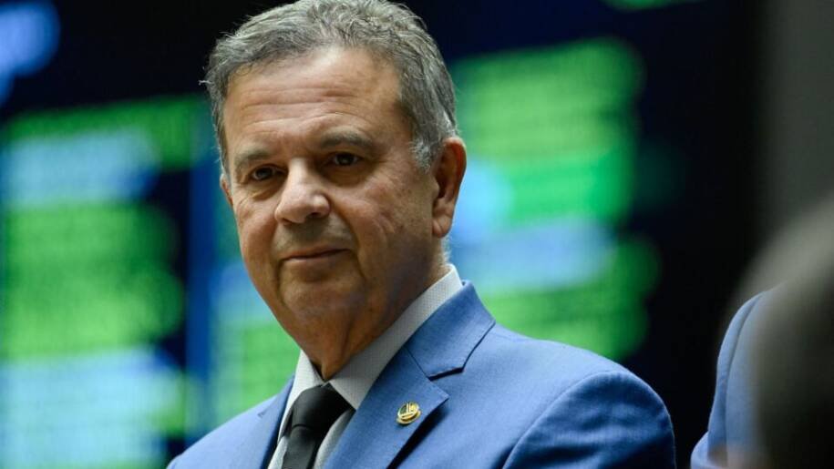 Marinho ataca Messias como 'militante do PT' após provocação sobre Flávio