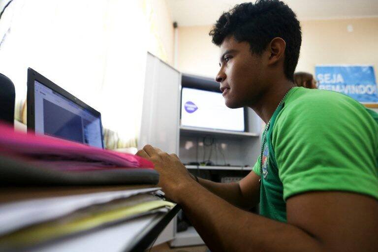 MEC Idiomas Lança Aplicativo com Cursos Grátis de Inglês e Espanhol; Veja Como Acessar!