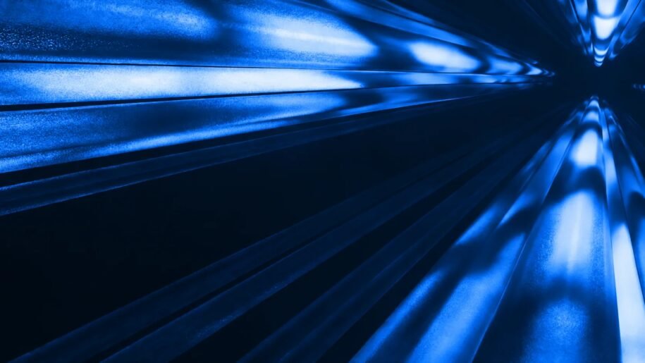 Meta anuncia Petal, cabo submarino que liga EUA e França com 1 petabit por segundo