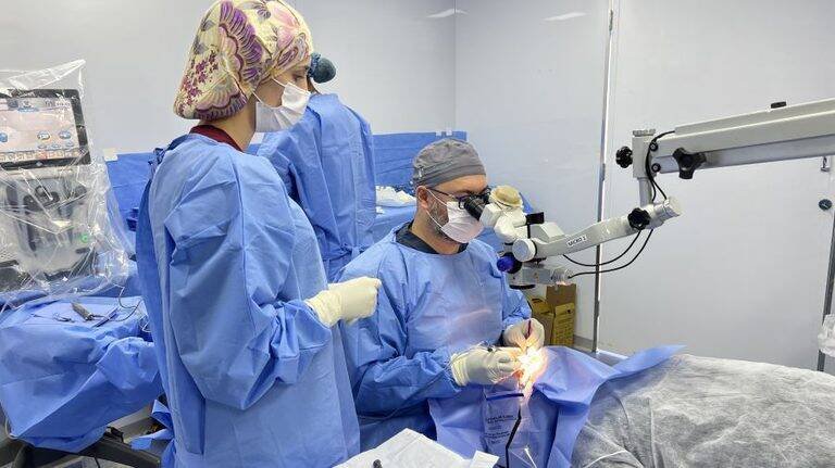 Ministério da Saúde aprova nova cirurgia que combate glaucoma e catarata juntos