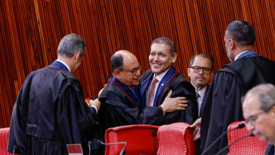 Ministro Antonio Carlos Ferreira deixa TSE após julgar casos polêmicos e decisivos