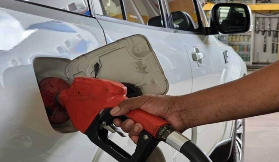 Ministro Bruno Moretti confirma prorrogação de subsídio ao diesel por 30 dias