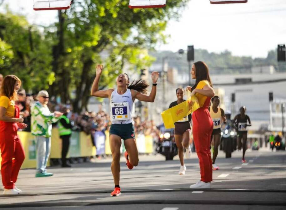 Núbia Oliveira desafia recordes e volta à 35ª Dez Milhas Garoto em busca do bicampeonato