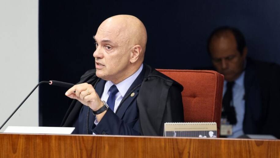 Oposição solicita impeachment de Alexandre de Moraes e pressiona Davi Alcolumbre