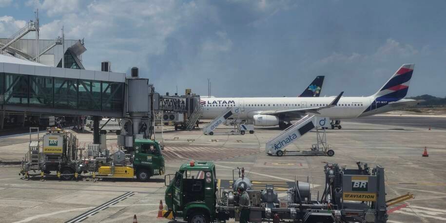 Petrobras aumenta preço do querosene de aviação em 13,9% e gera tensão no setor