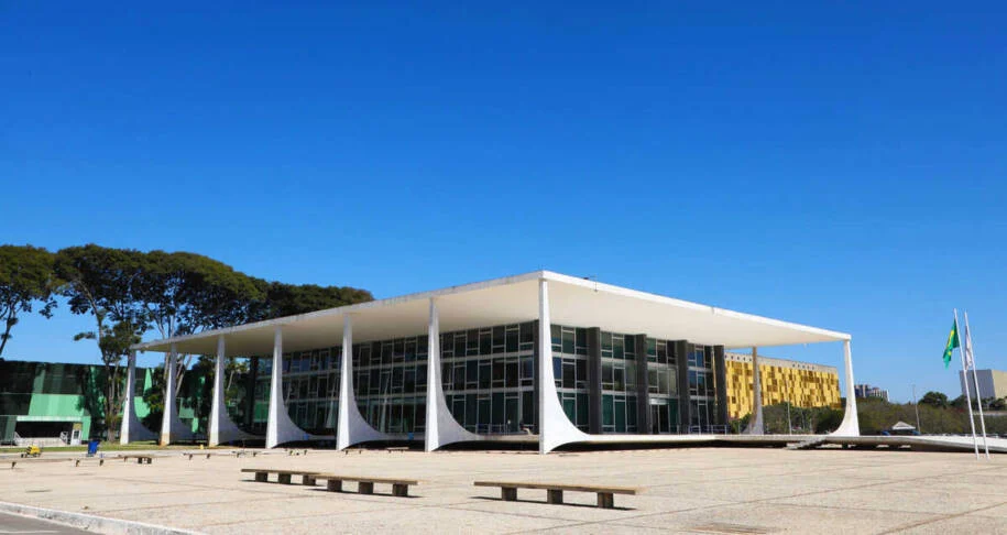 PGR exige acesso total a dados de Daniel Vorcaro antes de julgamento no STF
