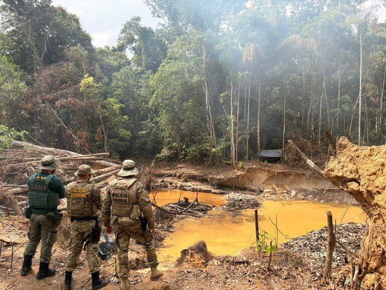 Polícia Federal e IBAMA desmantelam extração ilegal de minério em Espigão D’oeste