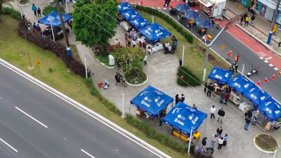 Prefeita Juliana Pavan inaugura Feira do Bairro dos Pioneiros em Balneário Camboriú