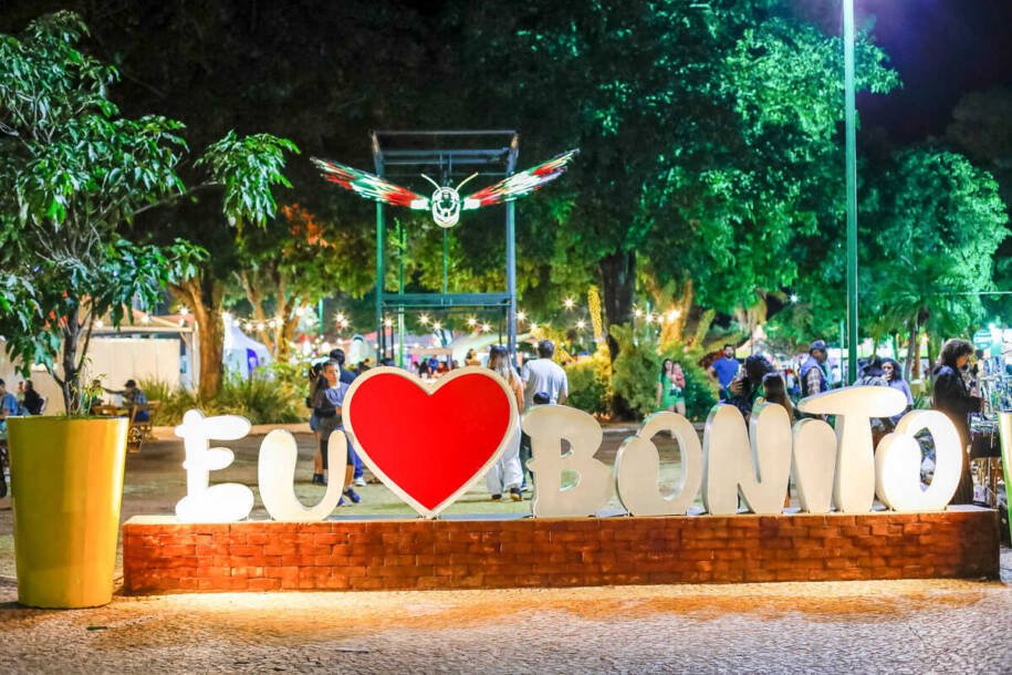 Prefeito Josmail Rodrigues confirma show de Ícaro e Gilmar em Bonito e gera expectativa