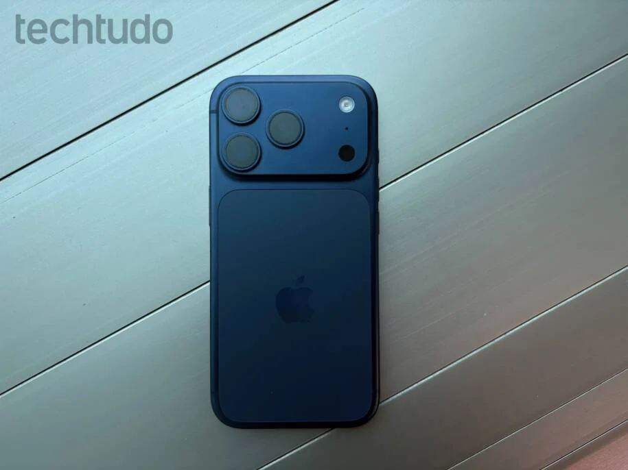 Receita Federal abre leilão de iPhone 17 Pro com lances a partir de R$ 3.200