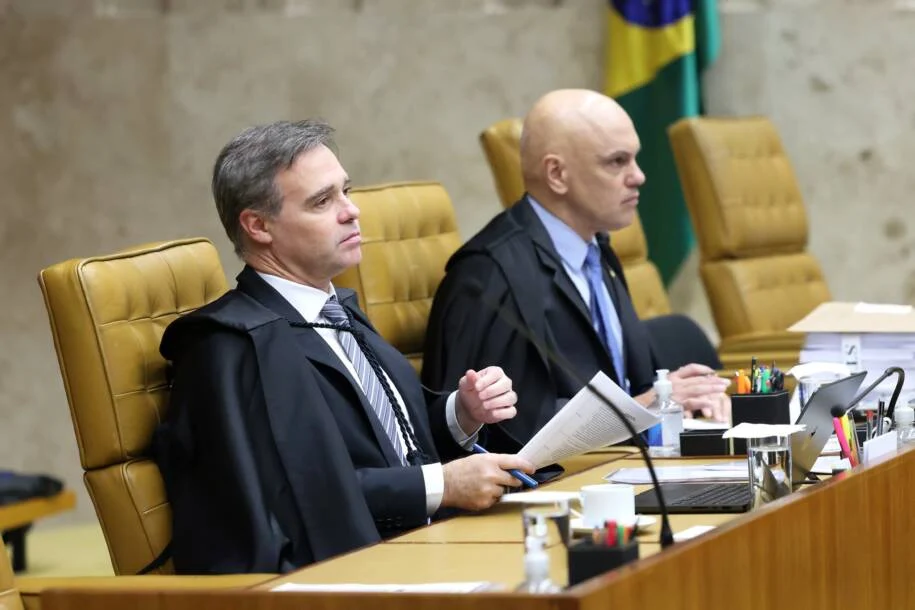Relatório da PF revela que Mendonça pode ter ultrapassado limites do STF