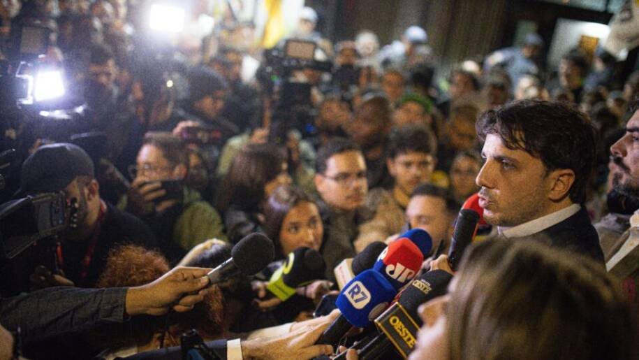 Renan Santos desafia Toffoli e ignora restrições em campanha presidencial