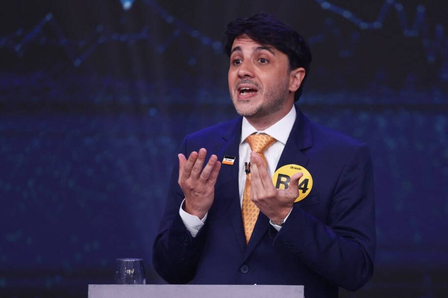 Renan Santos exige ajuste fiscal de R$ 250 bilhões e critica Augusto Cury na corrida