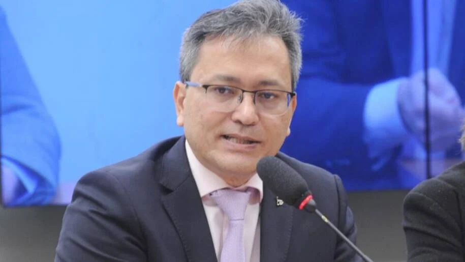 Robinson Barreirinhas reafirma reforma tributária e ignora proposta de Flávio Bolsonaro