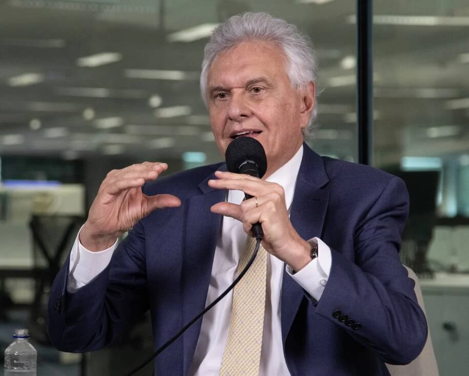Ronaldo Caiado afirma que Augusto Cury pode desafiar polarização e chegar ao 2º turno