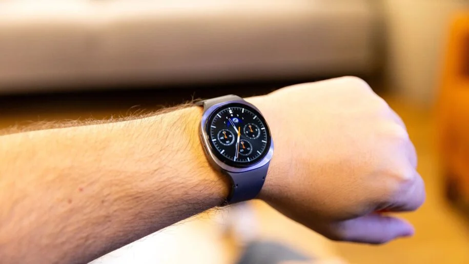 Samsung revela como o Galaxy Watch detecta sono e atividade física com precisão