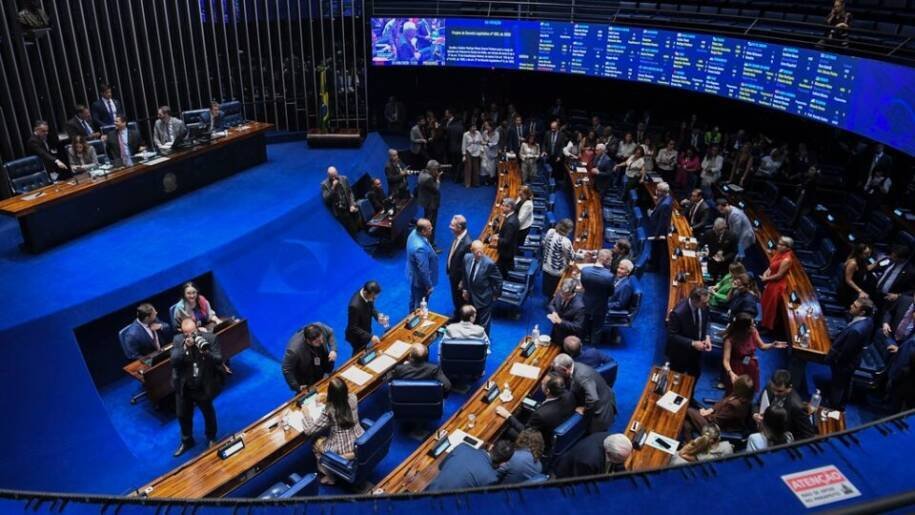 Senado aprova projeto que atrai data centers e impõe exigências severas