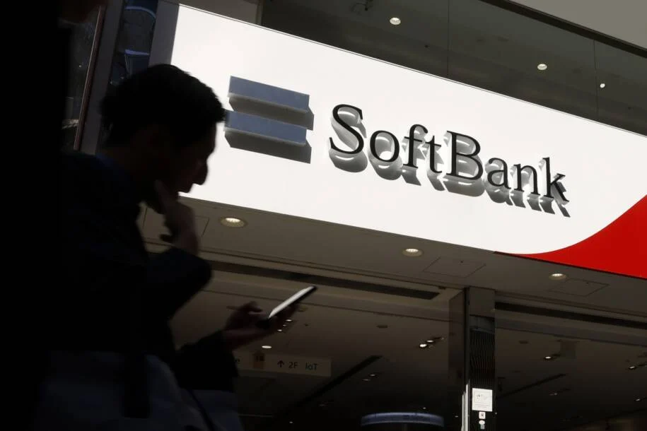SoftBank emite US$ 11 bilhões em títulos e financia investimento na OpenAI