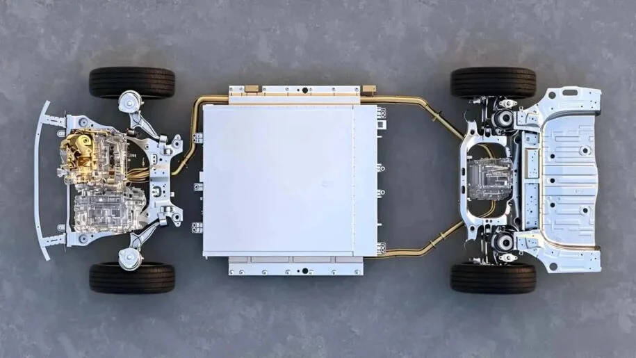Toyota e BYD revelam custos alarmantes para troca de baterias híbridas no Brasil