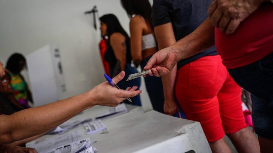 TSE define regras para 158 milhões de eleitores nas eleições de 2026