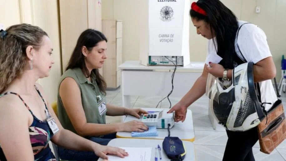 TSE exige que mesários cadastrem CPF como chave Pix para auxílio-alimentação