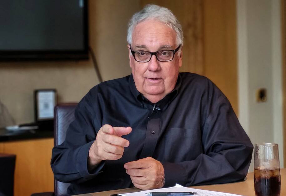 Warren Buffett se despede da presidência e Howard Buffett assume o comando da Berkshire Hathaway