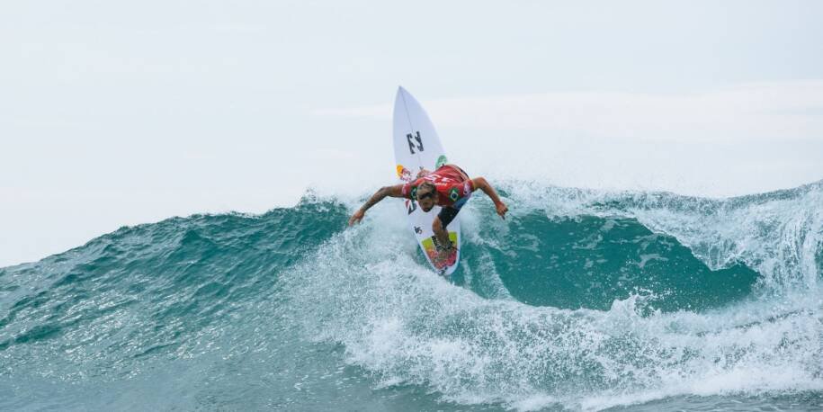 WSL exclui etapa de Abu Dhabi Pro e gera tensão no circuito mundial de surfe