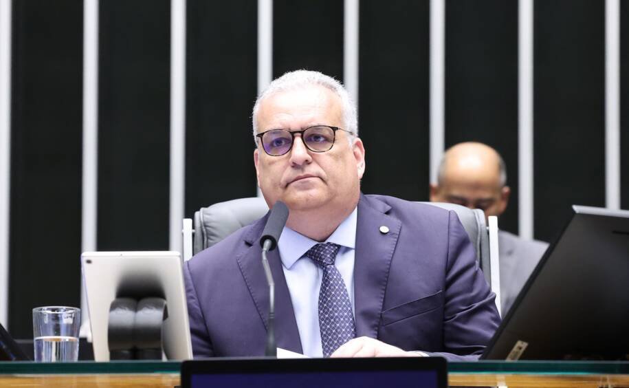 Alfredo Gaspar busca Vice-Presidência ao lado de Flávio Bolsonaro após polêmica