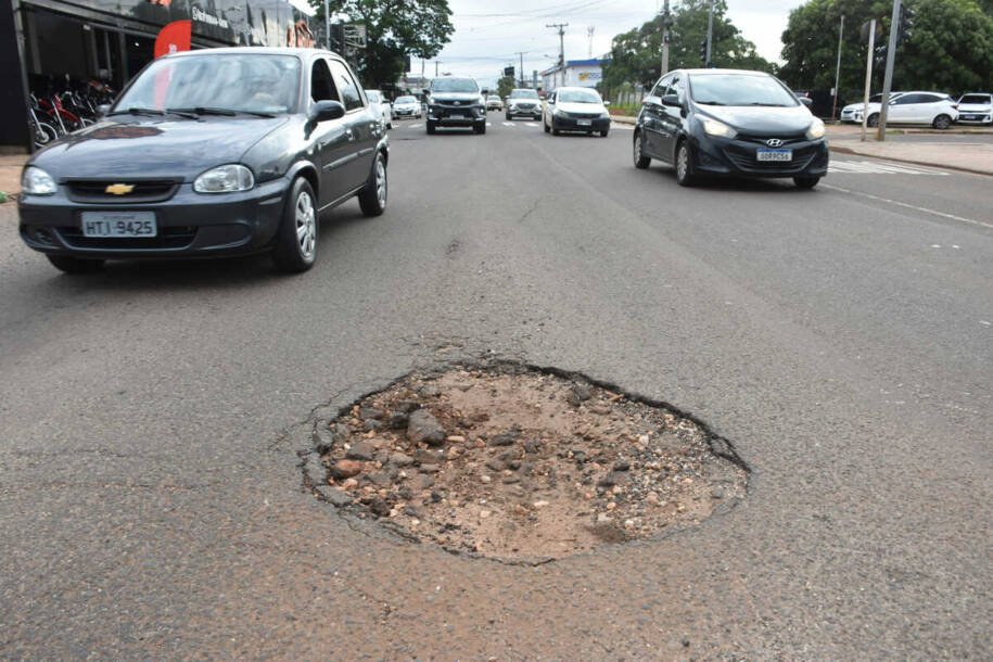 André de Moura Brandão explica buracos em Campo Grande e gera tensão na Câmara