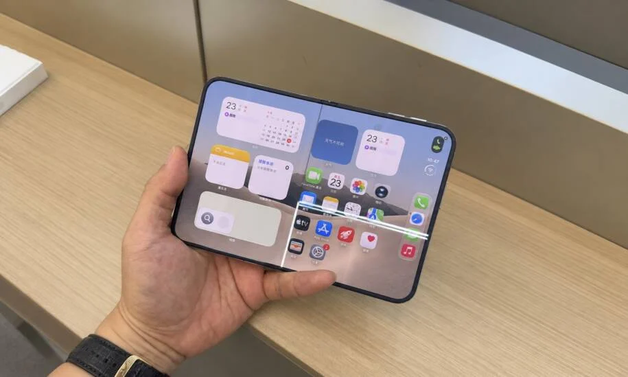 Apple enfrenta crise após relatos de iPhone Duo quebrando em horas de uso