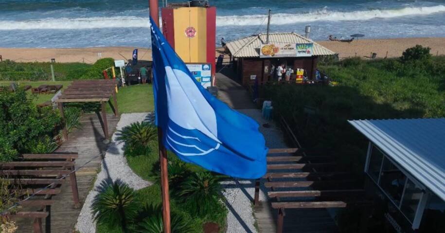 Balneário Camboriú renova certificação Bandeira Azul para três praias em 2026/2027