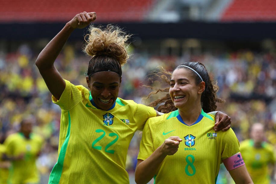Brasil dá show e vence Argentina por 3 a 1 no Beira-Rio em amistoso emocionante