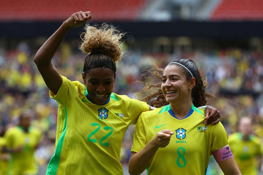 Brasil dá show e vence Argentina por 3 a 1 no Beira-Rio em amistoso emocionante