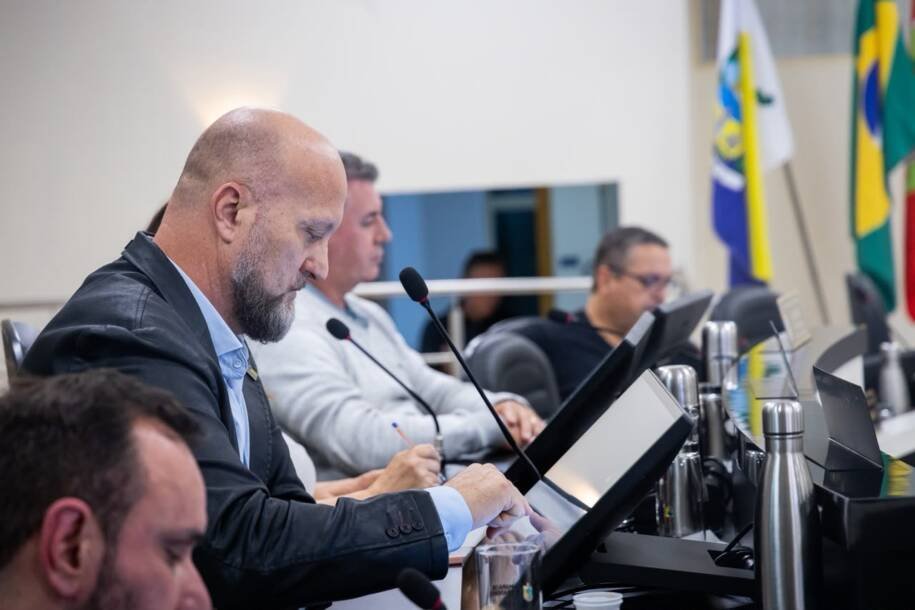 Câmara de Itapema aprova regras rígidas para obras na alta temporada