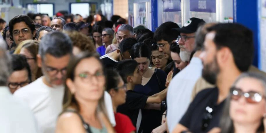 Câmara dos Deputados registra 35,67% de renovação e Nikolas Ferreira faz história