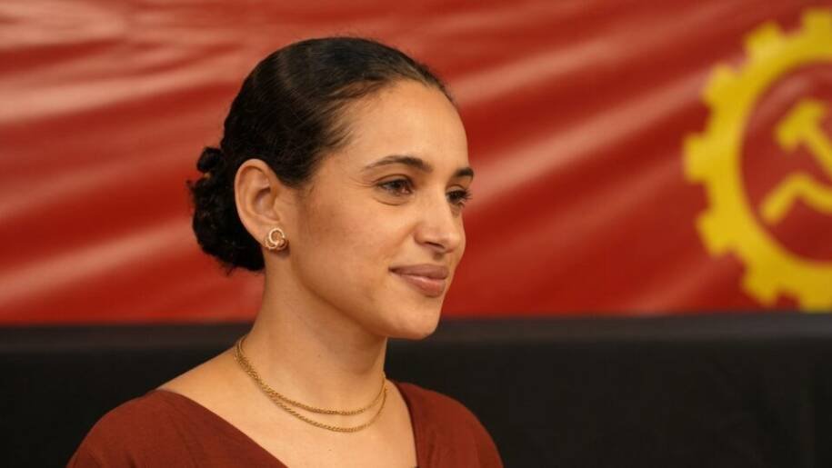 Candidata Izadora Dias defende presídios por sexo biológico e gera polêmica na USP
